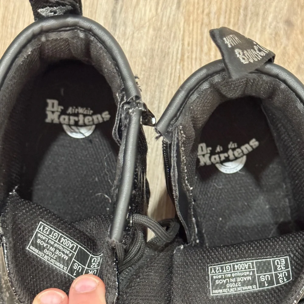 Dr Martens Junior 1460 Lace‎ Up Boots Black Cosmic Glitter AirWair Bouncing US 1